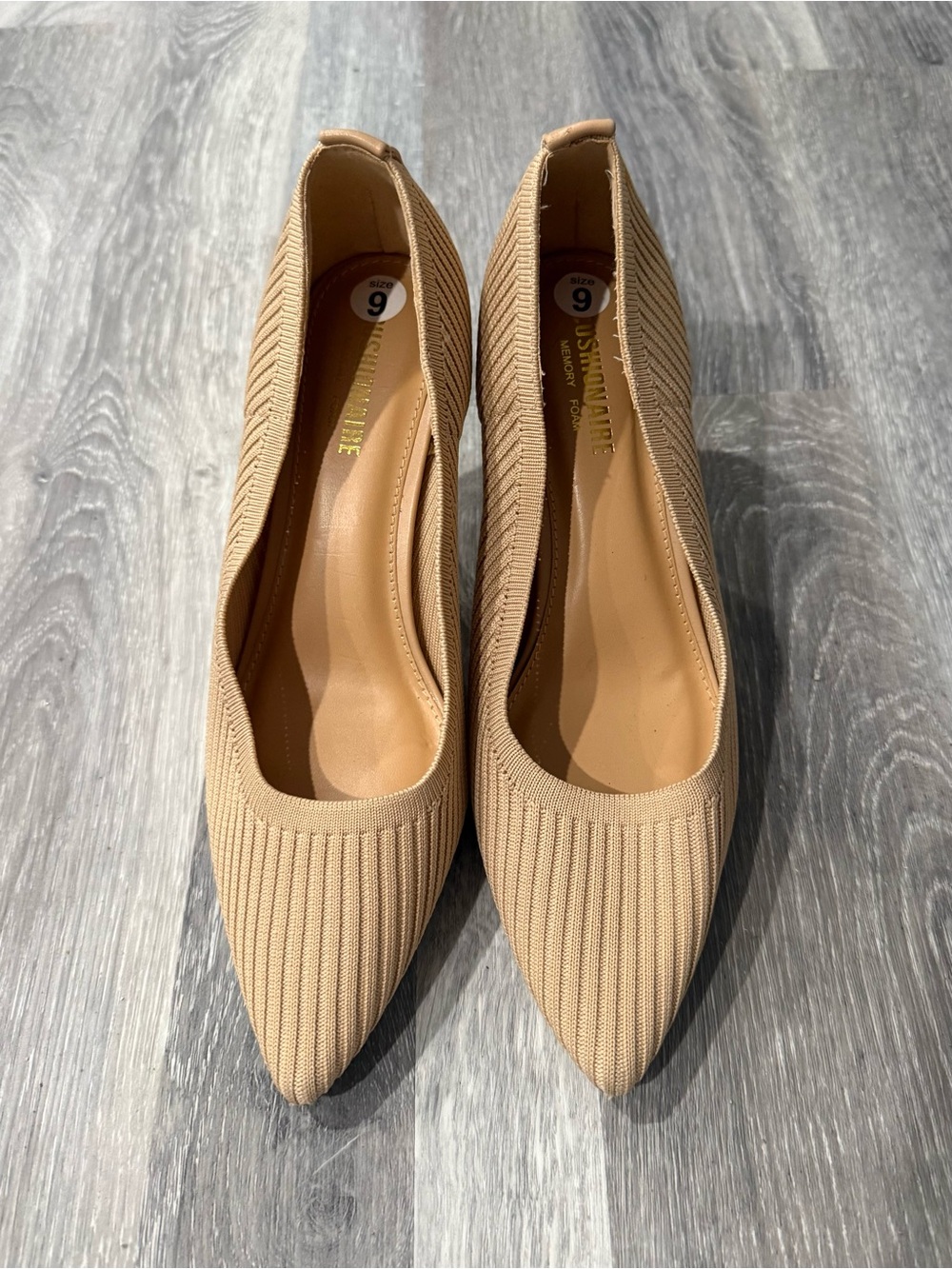Cushionaire Beige Ribbed Pointed Toe Slip-On Pumps Memory Foam US 9